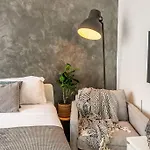 Cosy Nest M&n דירה *