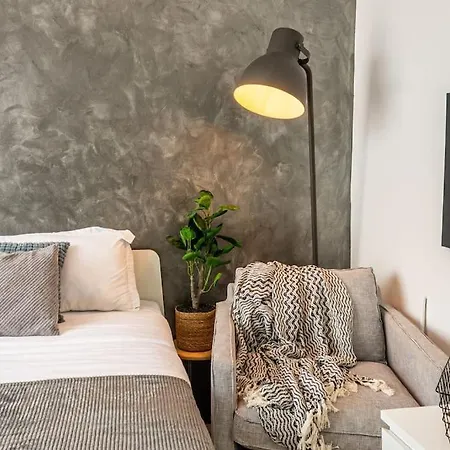 Cosy Nest M&n דירה *